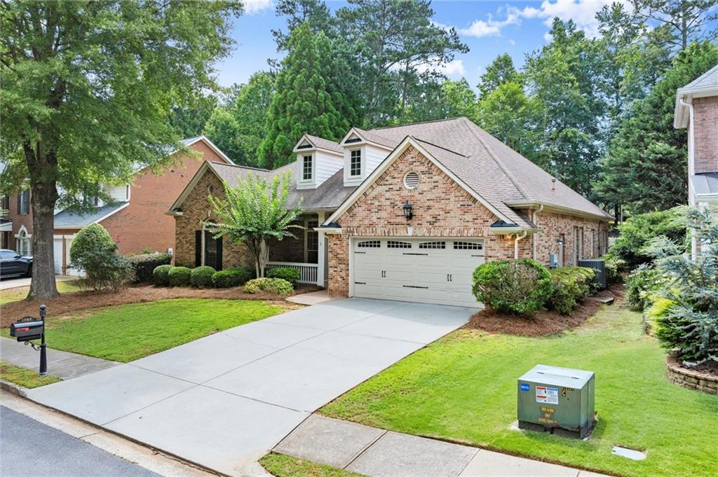 1065 Beacon Hill Crossing