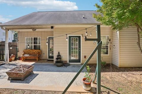 A home in Flowery Branch