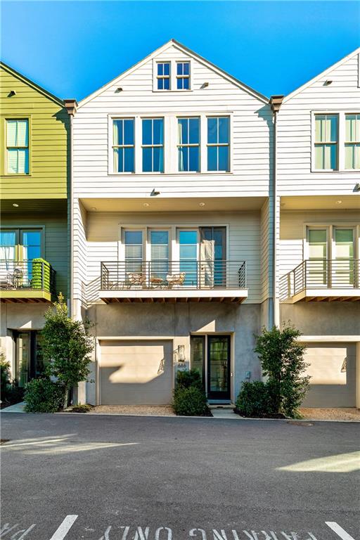 686 Exchange Street SE