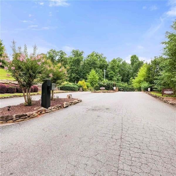 166 N Laceola Road