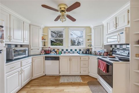 Homes For Sale - 133 Palm Street<br/> Canton, GA 30115