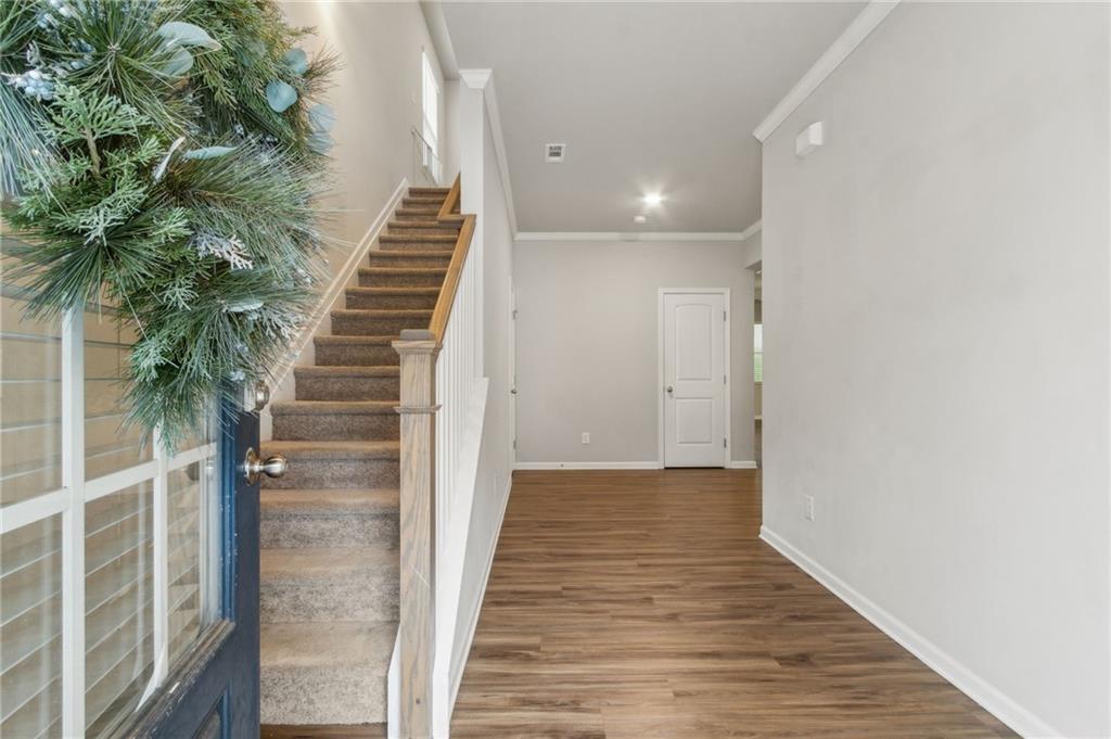 127 Ridgewood Way