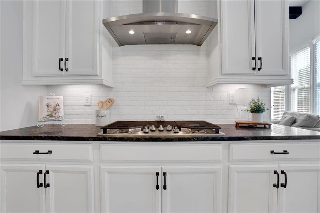 Canton, Georgia, 30115, United States, 6 Bedrooms Bedrooms, ,6 BathroomsBathrooms,Residential,Active,2030946