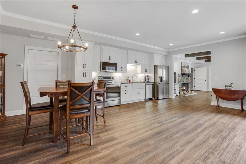 Canton, Georgia, 30115, United States, 6 Bedrooms Bedrooms, ,6 BathroomsBathrooms,Residential,Active,2030946