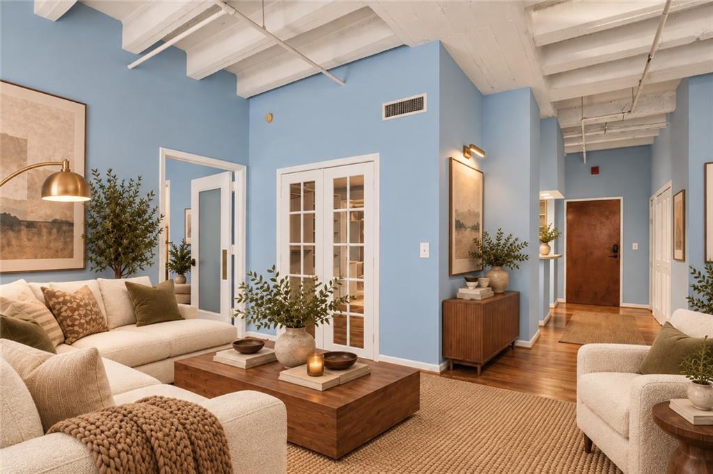 32 Peachtree Street NW 703