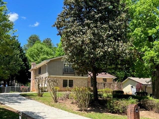 Foutainbleau West - Residential Lease