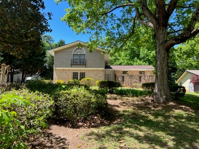 Foutainbleau West - Residential Lease