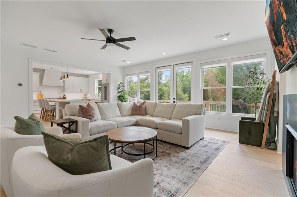 2071 Fairhaven Circle NE