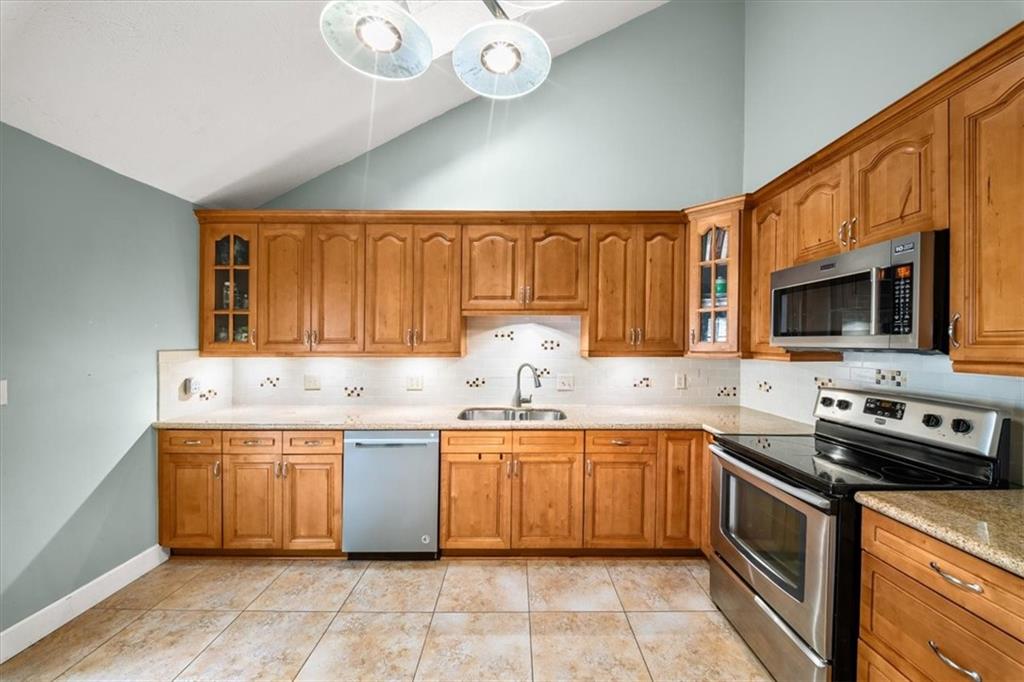 D'Youville - Residential