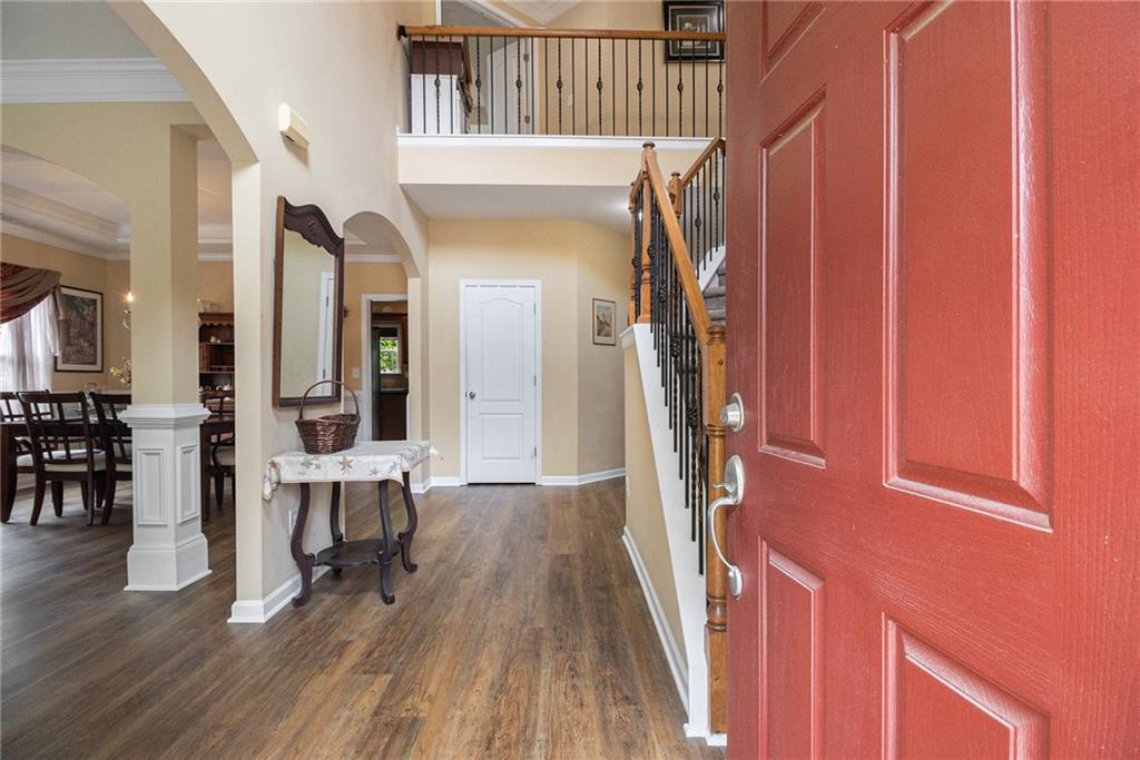 5925 Crescent Landing Drive