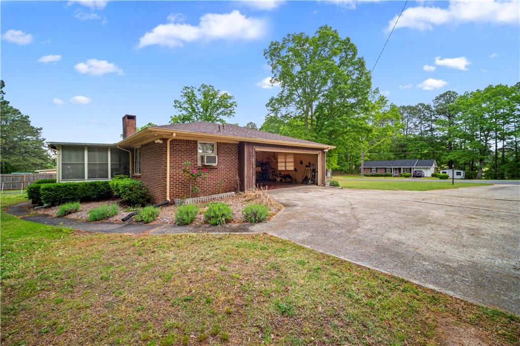 110 Otelia Lane, Covington, Georgia image 2