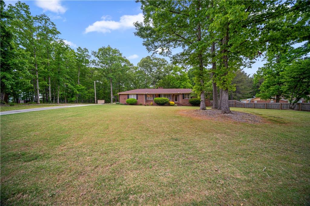 110 Otelia Lane, Covington, Georgia image 4
