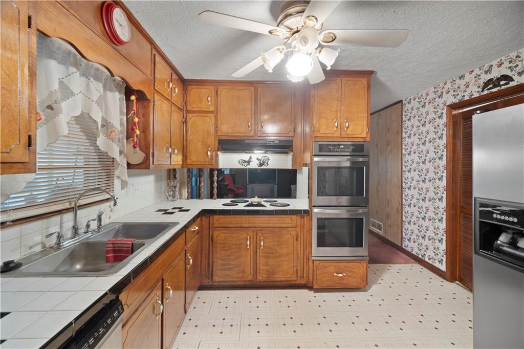 110 Otelia Lane, Covington, Georgia image 17