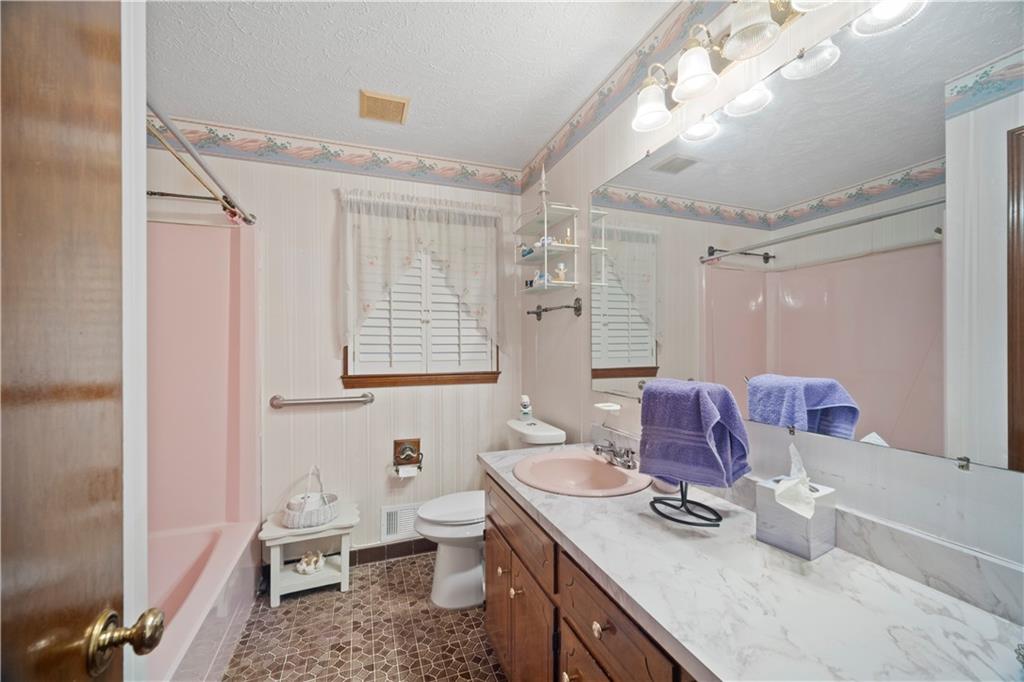 110 Otelia Lane, Covington, Georgia image 18
