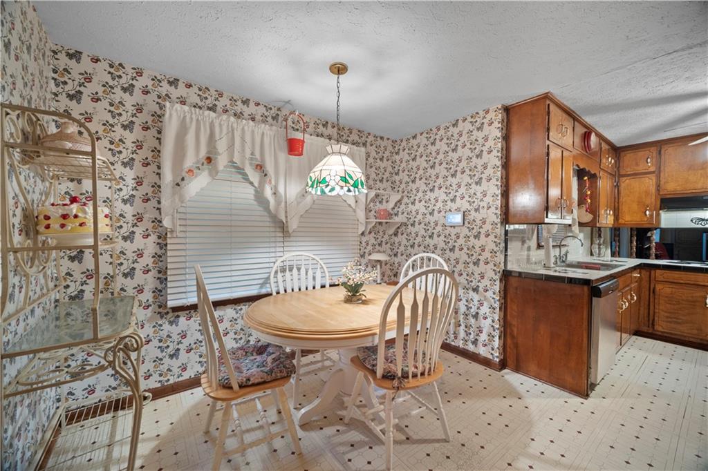 110 Otelia Lane, Covington, Georgia image 6