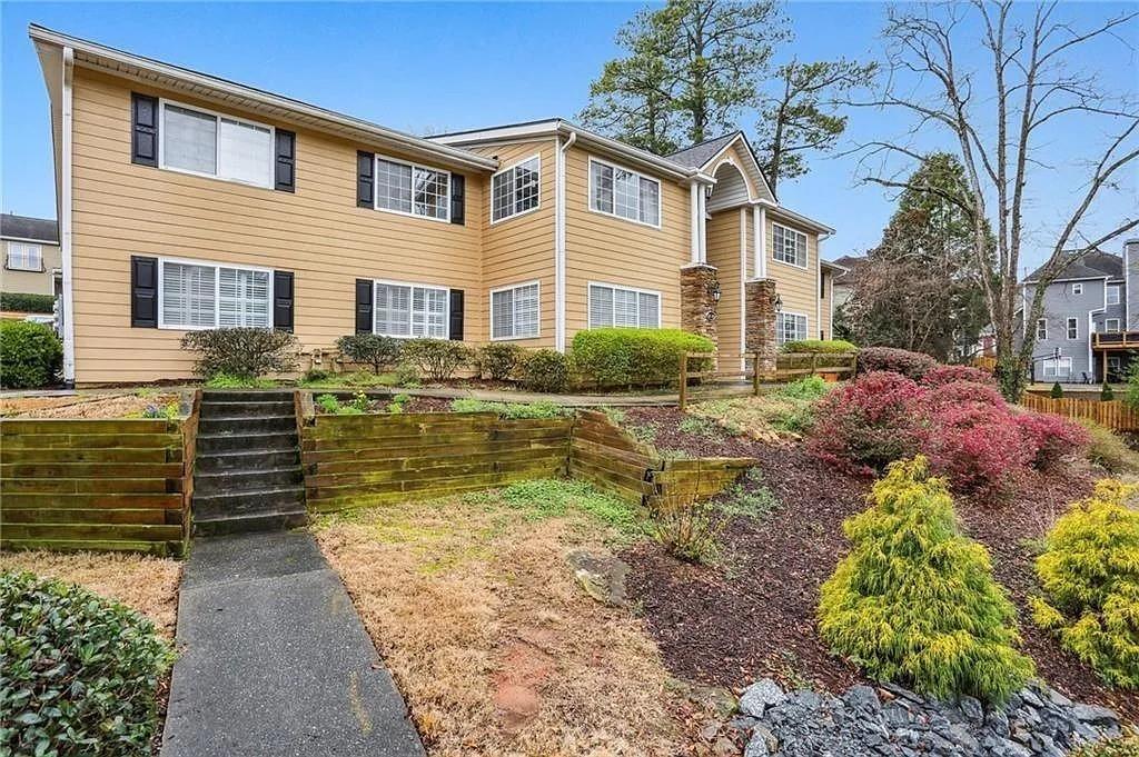 1468 Briarwood Road NE 1005