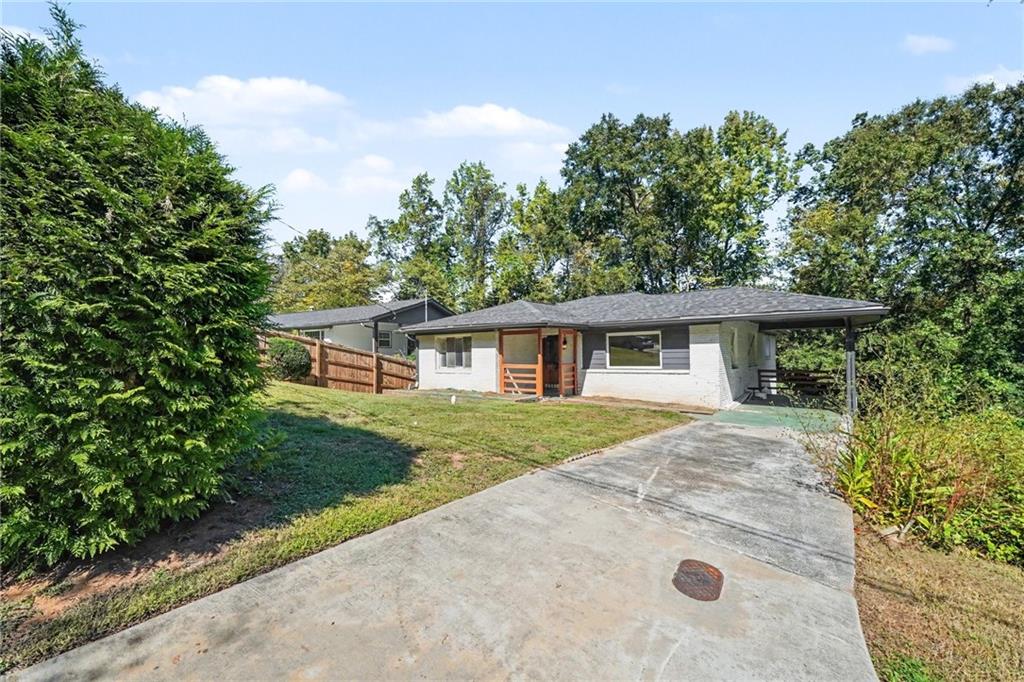 186 Arcadia Circle NW