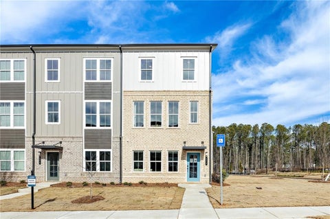 Townhouse For Sale - 801 Cameron Trail<br/> Acworth, GA 30102