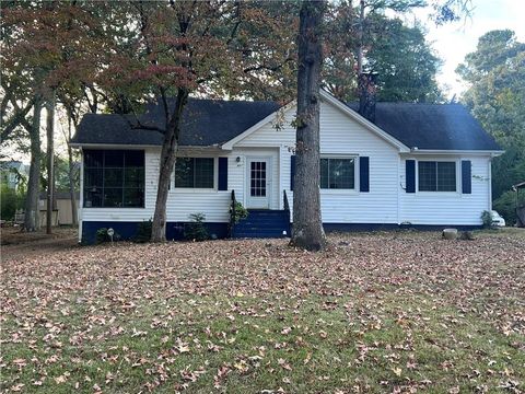 Photo of 401 Ashburton Avenue SE, Atlanta, GA 30317 (MLS # 7671874)