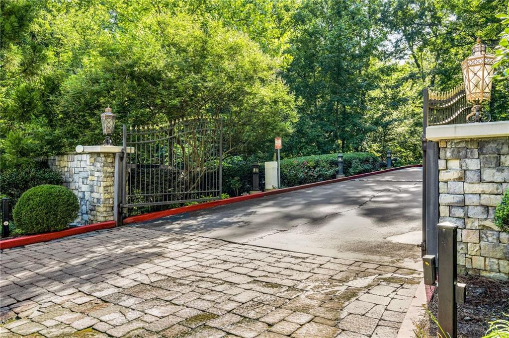 3280 STILLHOUSE Lane SE 410