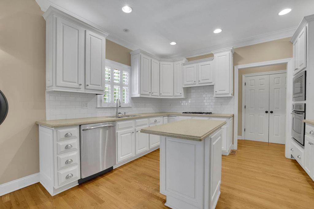 4810 Duncans Lake Drive, Buford, Georgia image 15