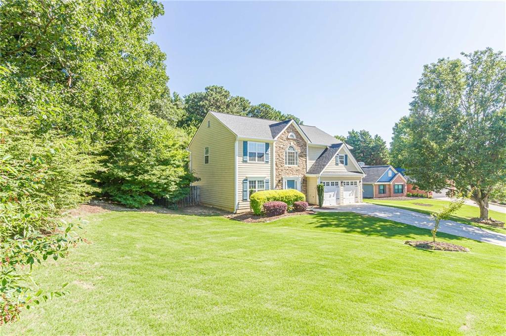 1735 Berry Court
