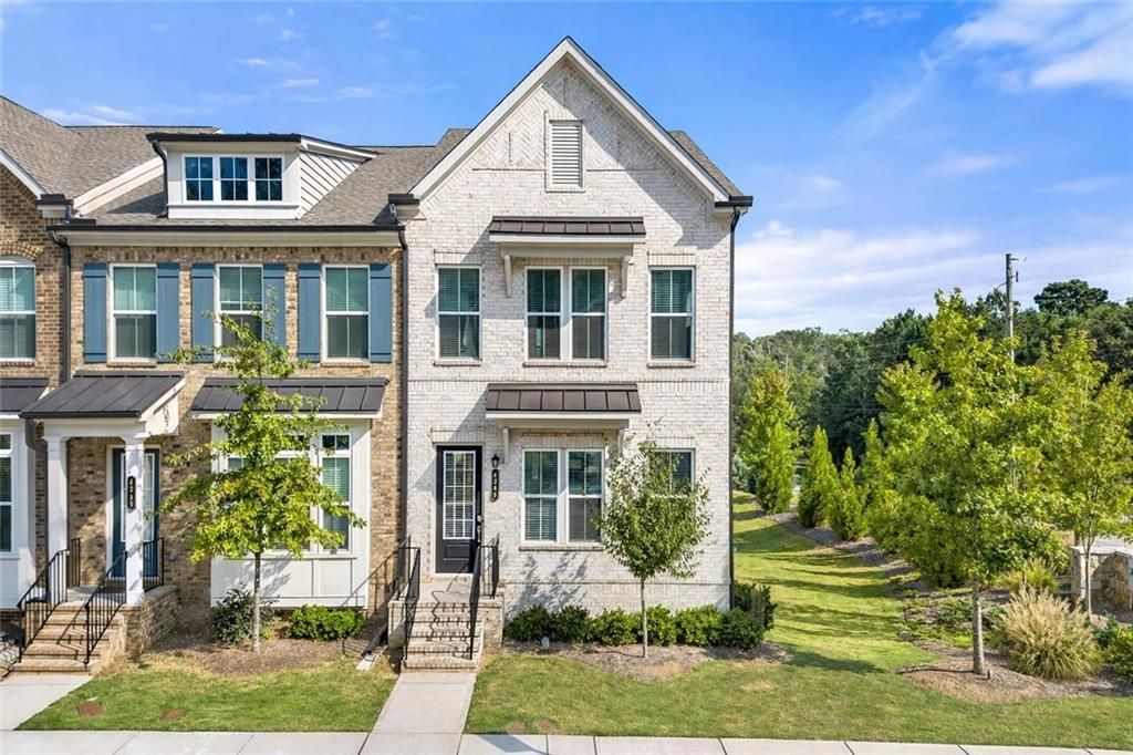 Photo of 4209 Tifton Lane, Sugar Hill, GA 30518 (MLS # 7705322)