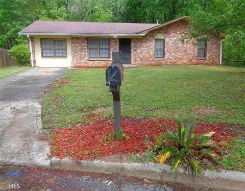 400 CEDAR WOOD Court Atlanta GA 30349