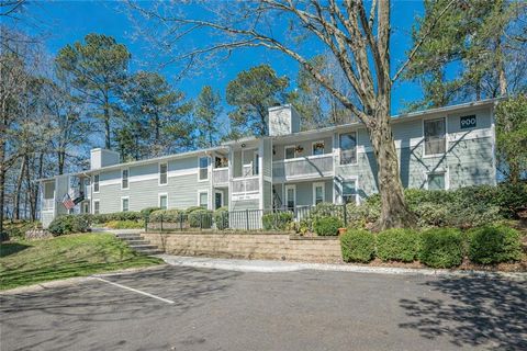 Photo of 901 Summit North Drive NE #901, Atlanta, GA 30324 (MLS # 7734959)