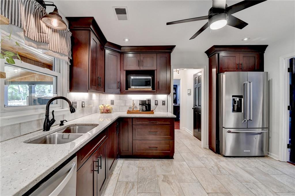 Chestnut Grove - Residential