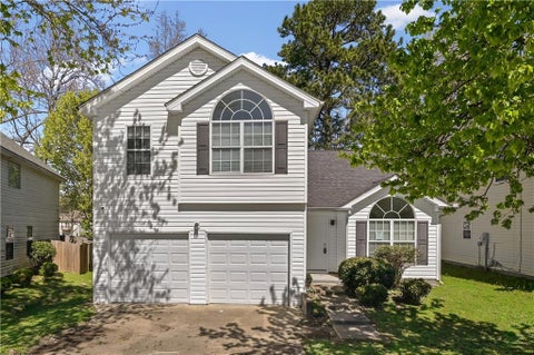 Homes For Sale - 2816 Two Lakes Circle<br/> Fulton County, South Fulton, GA 30349