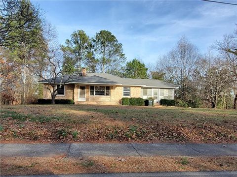 Homes For Sale - 1025 Pickens Street<br/> Ball Ground, GA 30107