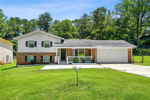 Homes For Sale - 1268 S. Indian Creek Dr<br/> Stone Mountain, GA 30083