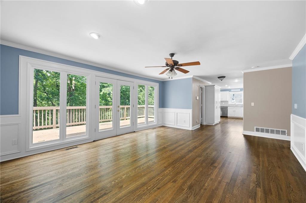 Kingston Square - Residential