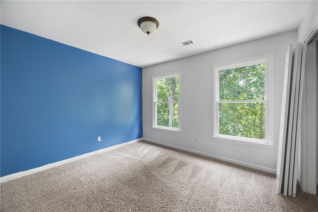 Kingston Square - Residential