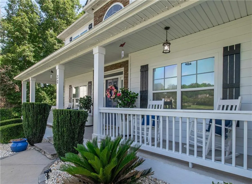 Newnan, Georgia 30265, United States, 6 Bedrooms Bedrooms, ,4 BathroomsBathrooms,Residential,Active,158975