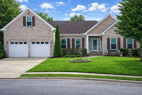 Homes For Sale - 229 Forest Creek Lane<br/> Canton, GA 30115