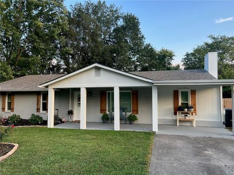 Homes For Sale - 13 Bishop Road<br/> Bartow County, Cartersville, GA 30121