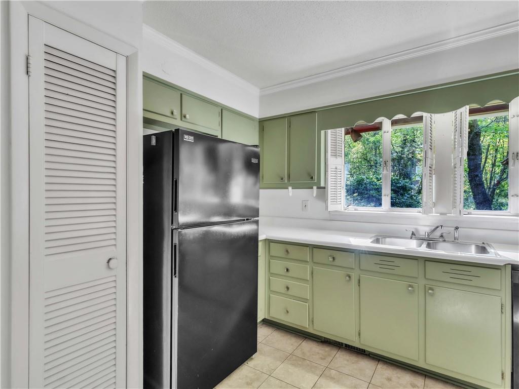 218 Woodland Drive, Calhoun, Georgia image 13