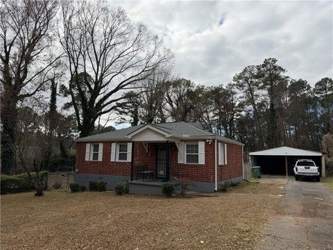 142 Hutton Place NW Atlanta GA 30318