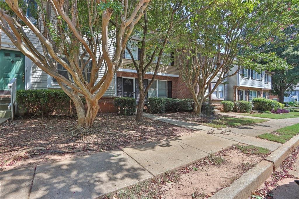 1066 Wedgewood Lane