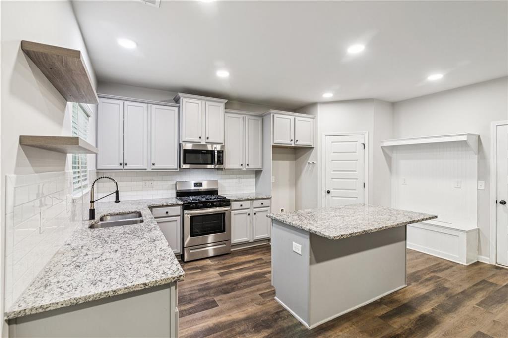 Camp Creek Village - Residential