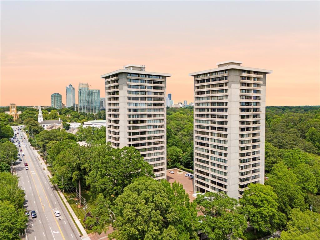 Plaza Towers - Residential