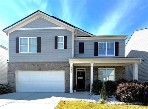 Homes For Sale - 5432 Barberry Avenue<br/> Oakwood, GA 30566