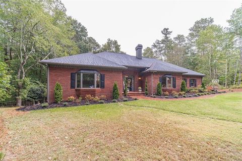 A home in Dacula