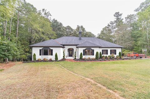 A home in Dacula