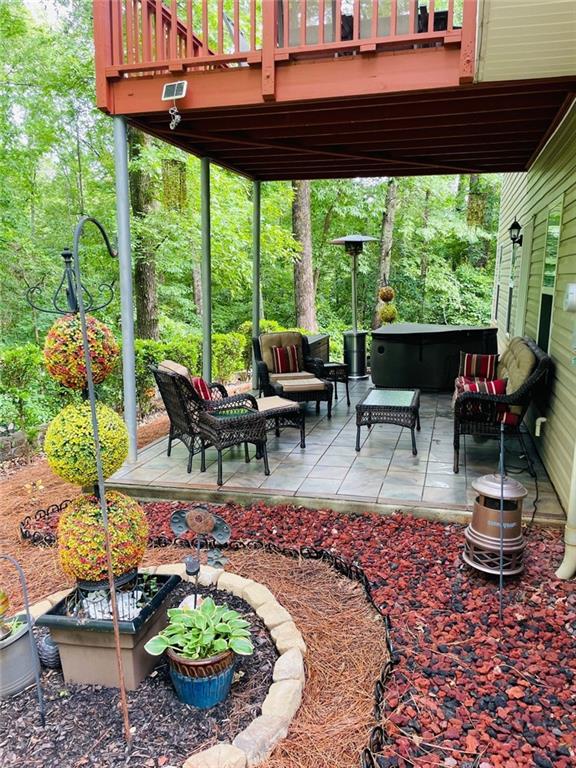7052 Camp Falls Court, Winston, Georgia image 4
