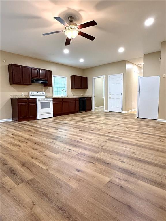 4831 Oak Path, Stone Mountain, Georgia image 7