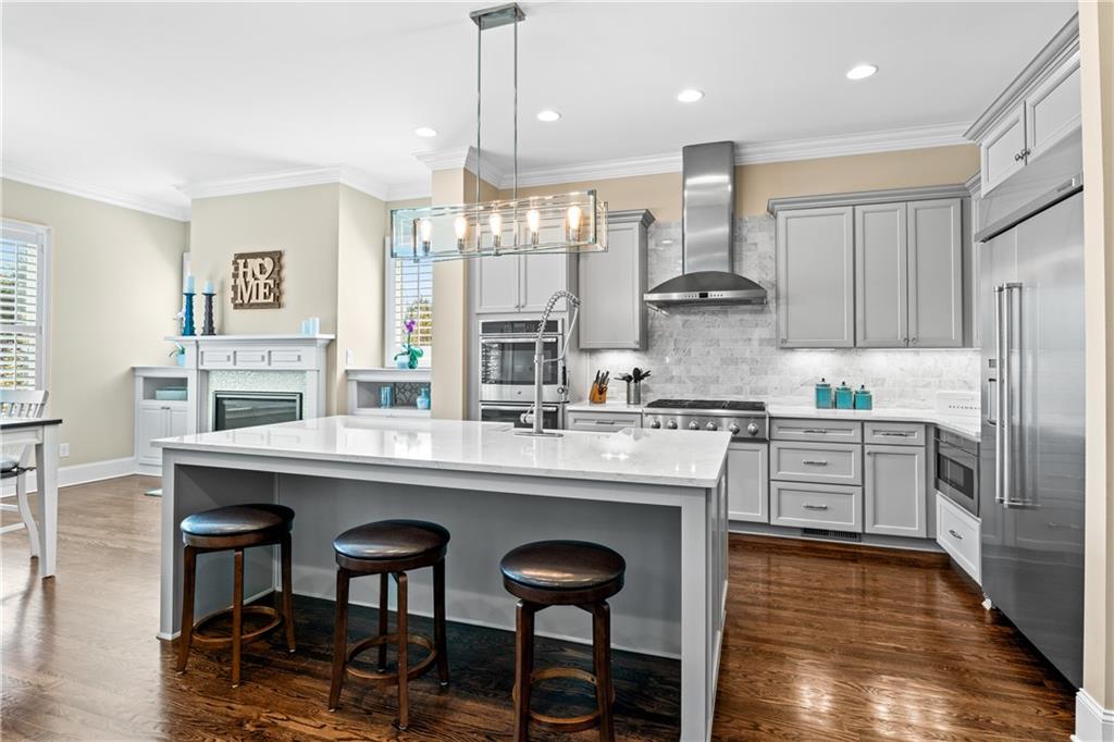 The Pointe On Lassiter - Residential
