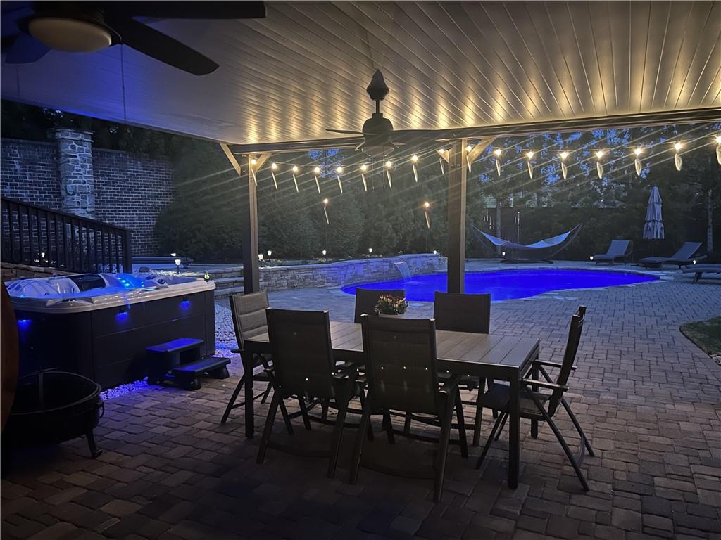 The Pointe On Lassiter - Residential